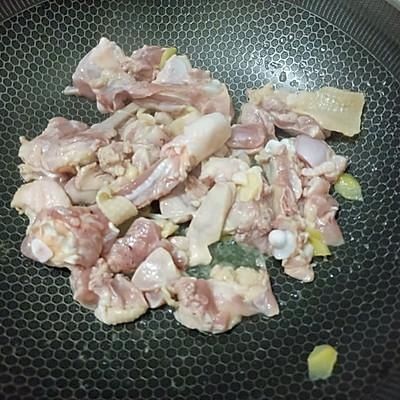 有了它干掉两碗饭不是事!超下饭的土豆炖鸡块