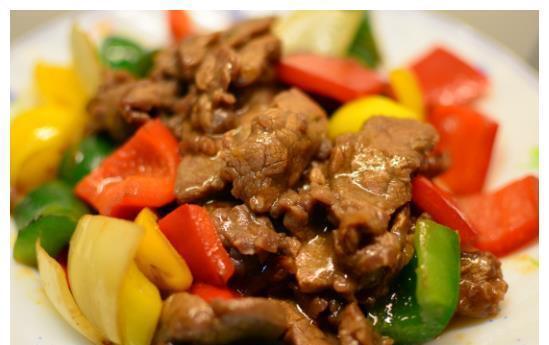 彩椒|青春期孩子身体需要营养，多吃小炒菜，补钙补铁有利身体发育