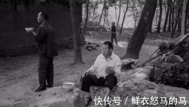 治病$20岁知青张志远为报恩,“嫁”31岁带4娃寡妇留大山,至今不悔