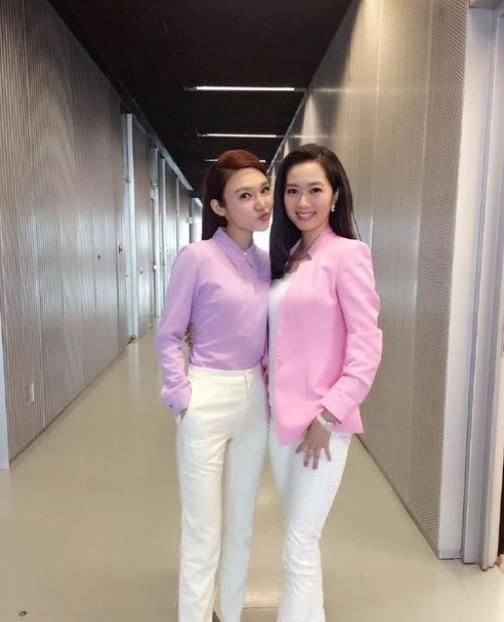 央视|成功取代董卿,受央视力捧一年主持两次春晚?新人龙洋什么来头?