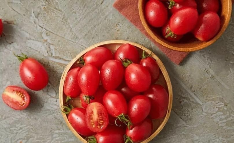 买圣女果时不能只看价格,遇见这4种,多便宜也不能要