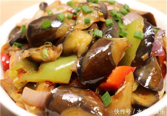 红烧茄子|现在才知道,炒茄子不能先放油,学会一招,茄子不吸油不发黑
