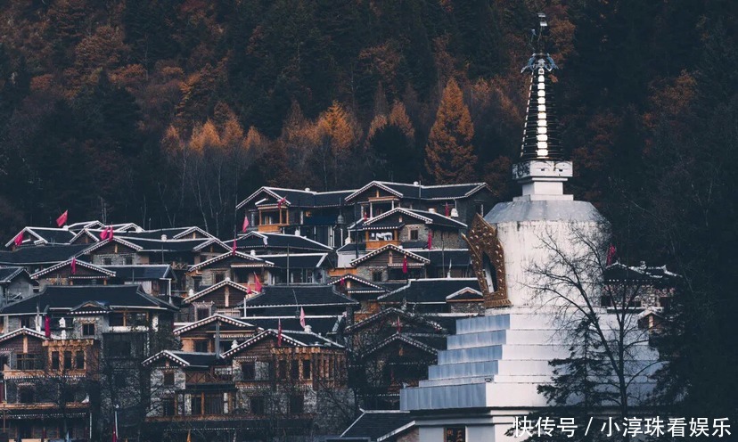 雪山|彩林冰川，雪山温泉，藏羌古城，川西的冬天美过瑞士