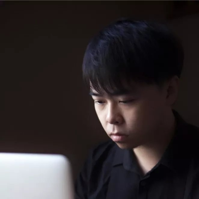 人间食粮|天才李尚龙：用鸡汤文引爆读者被《人民日报》点赞，如今过得怎样