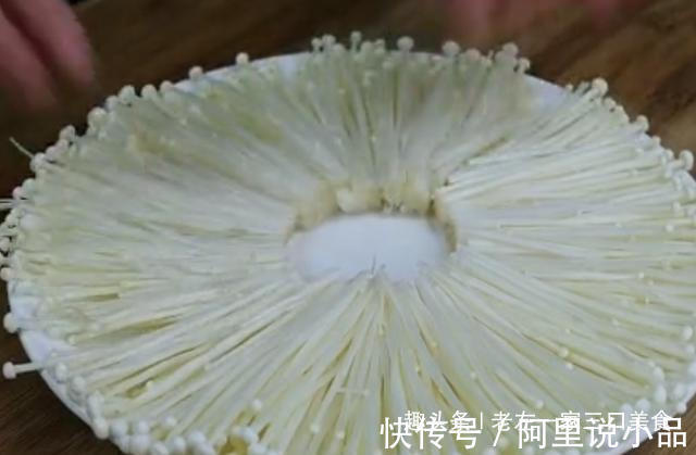 自从学会粉丝这么做，老公天天抢着吃，香辣美味，给红烧肉都不换