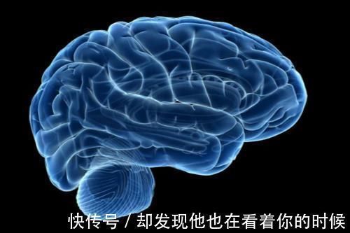 医生|3岁宝宝对妈妈的哭诉,让医生警觉,三个老年痴呆症细微变化浮出