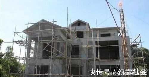 建房子|晒晒我150万农村自建房，客厅都花12万，是不是有点奢侈