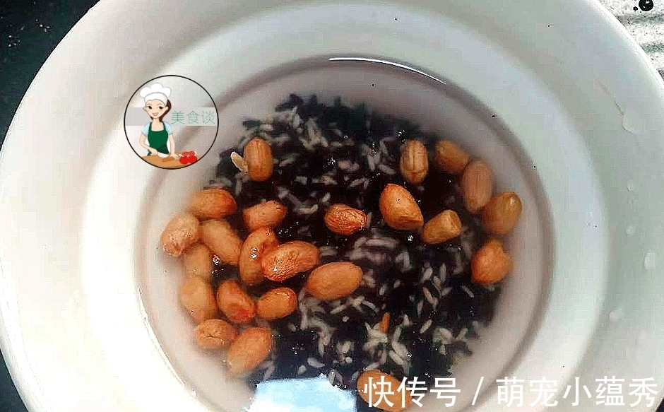 黑米|秋天女人早餐多喝它,比牛奶豆浆强,黄体酮含量高,养颜乌发补气血