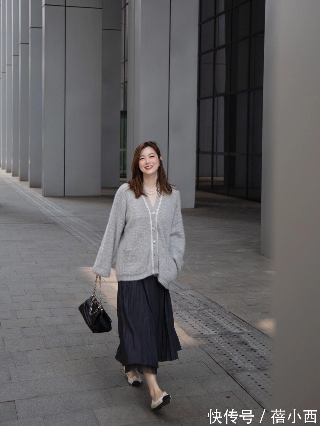 开衫 春天穿衣无需复杂,用“针织开衫”打造潮流感,出街绝对赚足眼球