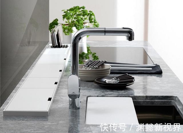 水槽|厨房小东西多,打再多的橱柜,远不如在这3个地方预留10公分实用