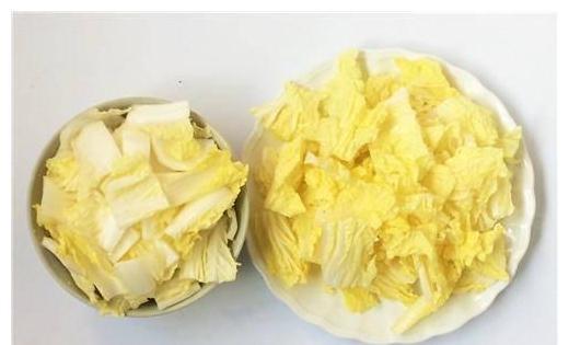 这菜3元能买一大个，能吃好几顿，酸酸辣辣，5分钟搞定！