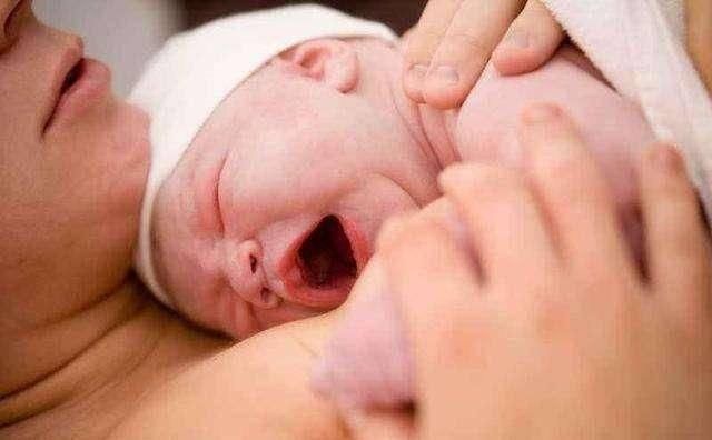 几个月|宝宝几个月能认人?若出现这3个表现,说明宝宝正在找你