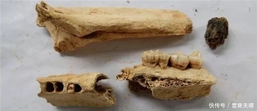 英国考古学|英国出土1600年前壁画,考古发现简体中文,上刻:吉姆在这里