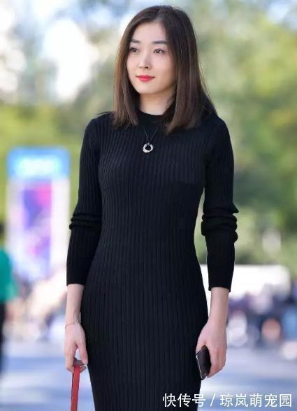 穿搭 黑色紧身连衣裙搭配透明网状高跟鞋,时尚高贵,清新自然