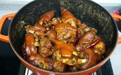 肉质|炖猪蹄,大厨教你“2多3少”,学会保证肉质软烂不腥,入口即化