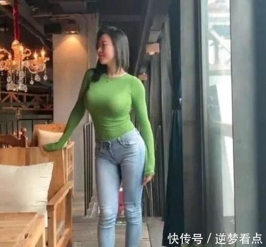 黑色|打底裤美女,让人流连忘返的,同时还心存幻想!
