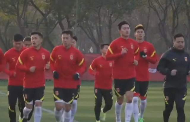 国足|没把国足放眼里?沙特踢中国队只集训5天:赢球就进世界杯!