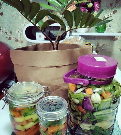 送上腌制各种蔬菜的配方，自己做干净卫生，不用去外面买了！