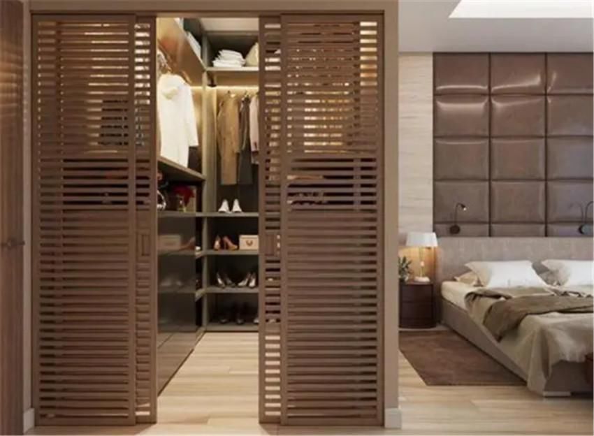 衣柜|卧室衣柜别靠墙,隔出1米做成独立衣帽间,好看又实用