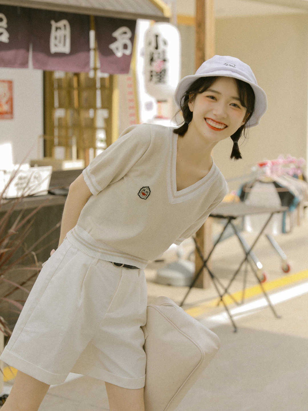 上衣 “短上衣”这样穿才叫好看,搭配半身裙减龄又俏皮,日常实用