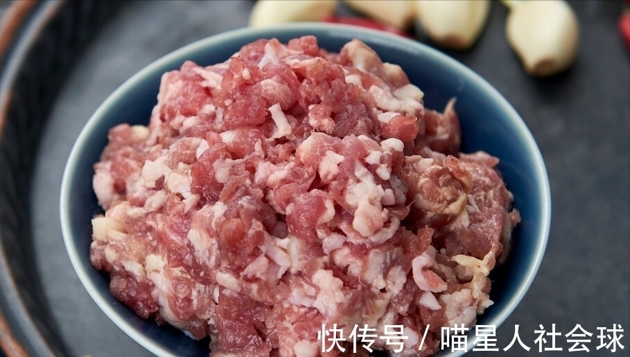 豆角馅饺子,怎么调馅好吃?大厨分享做法,又香又鲜,豆腥味全无