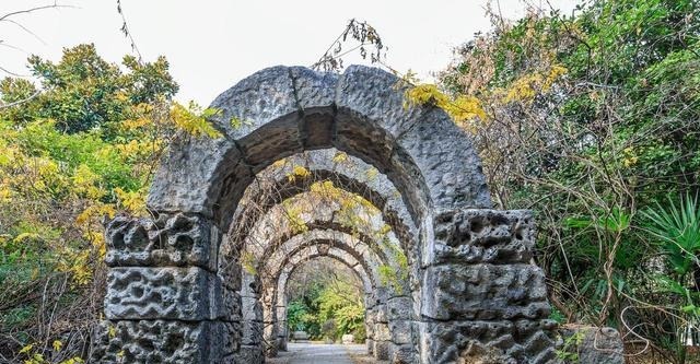 公园之中|南京有一免费公园,拥有100多件石刻文物,老南京人几乎都知道