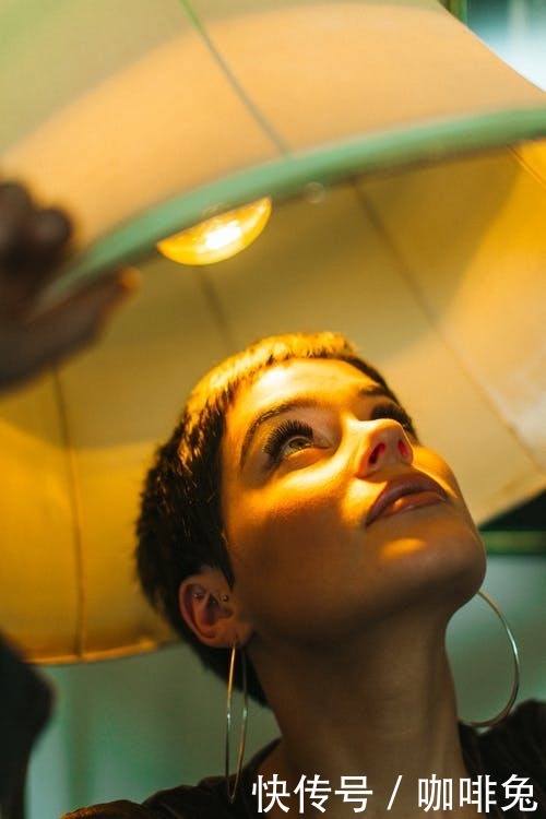 差别|和美颜中的自己最大的差别就是皮肤白了,整个人都不一样了