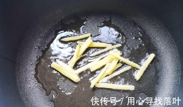 美味|玉米山药排骨汤，做法简单，美味营养！