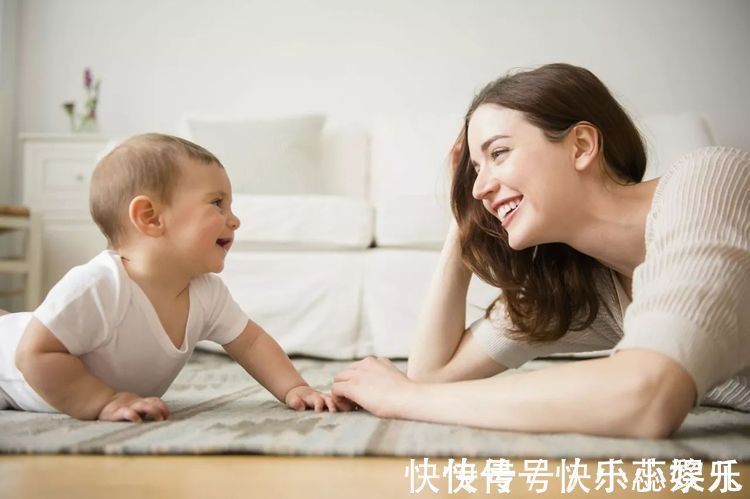 婴幼儿|宝宝睡醒后做这三件事,说明左脑发育更完善,以后学习会更有优势