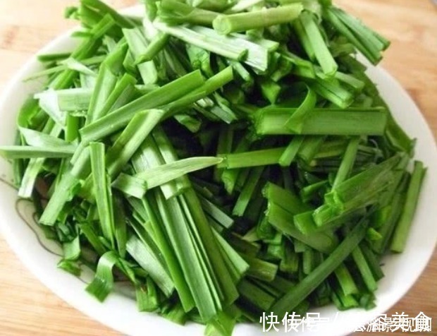 土豆和它炒,等于“天然泻药”,体重不过百,雀斑消失,越吃越瘦