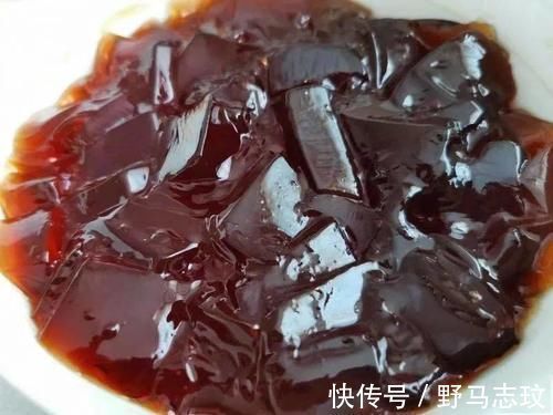 冰粉粉|仅需要4种材料的茶冻撞奶,做好了比奶茶还好喝!