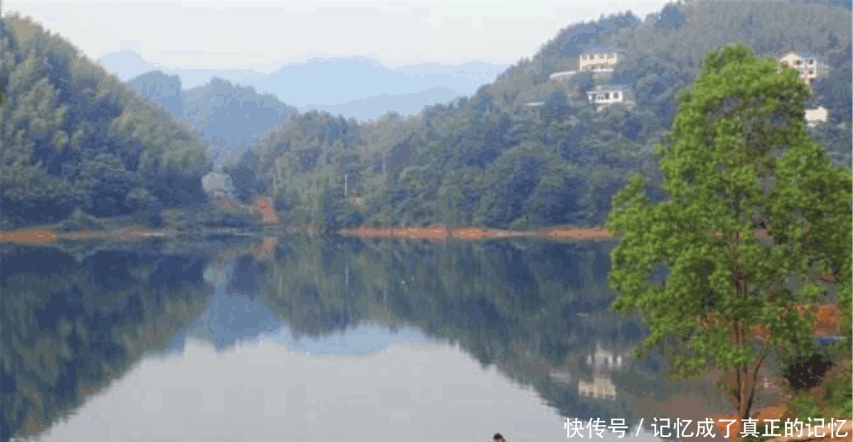 经典|乾隆出上联 “客上天然居, 居然天上客”纪晓岚对的下联堪称经典