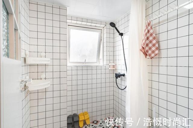 玄关|60㎡，小而温馨！不造型、不做背景墙，简单耐看很满意