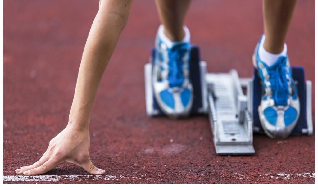 骨骼|花生会让骨骼变成“蜂窝”?骨科医生:避免骨流失,平时少吃这3物