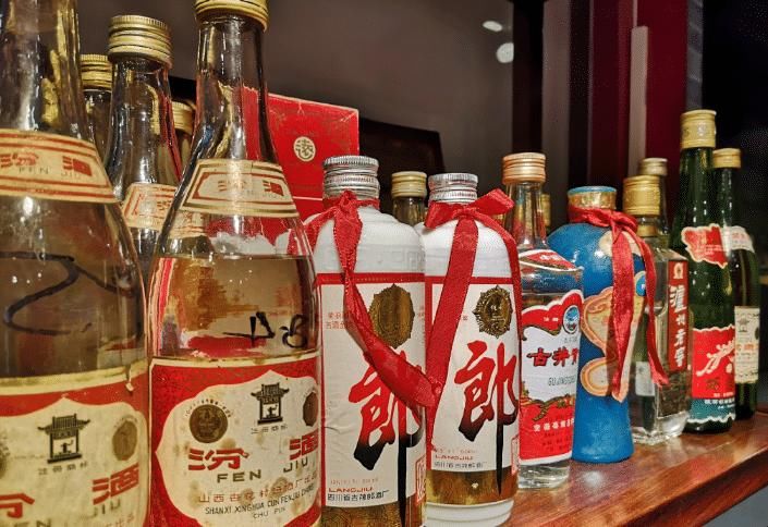  买白酒，只要看到这2组数字，别管啥牌子，都不是纯粮酒，不好喝