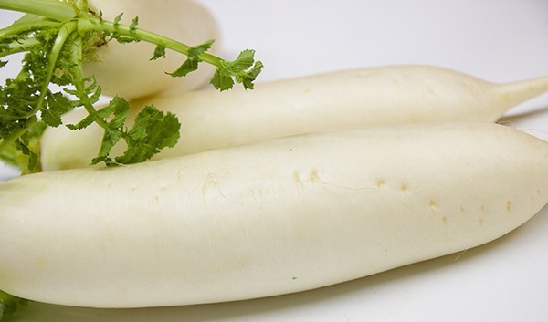 维生素e|50岁后容易长老年斑,4种食物经常吃,预防色素堆积,脸部更白净