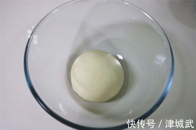 想吃烧麦不用买,自己做馅料更丰富,一次多做些,早餐不愁了