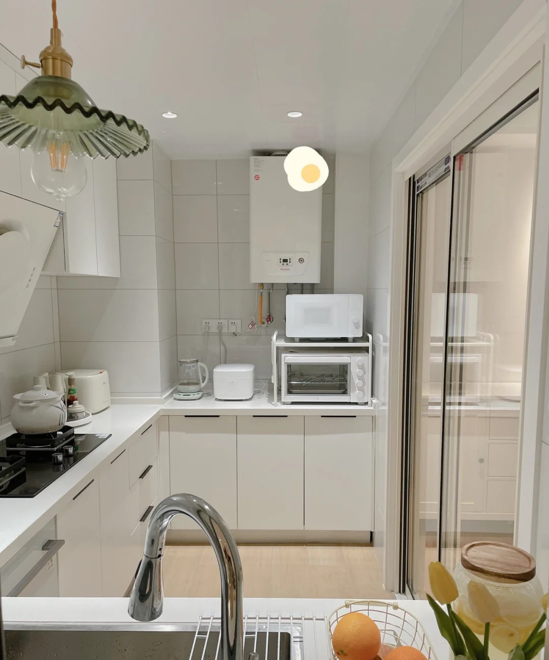 客厅|再买房,就照她家这样装,全屋大白墙、无主灯,干净利落,好舒服