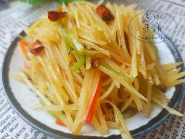 红椒|面馆生意火爆，全凭这5款免费小菜，清口又解腻，掌握方法你也行