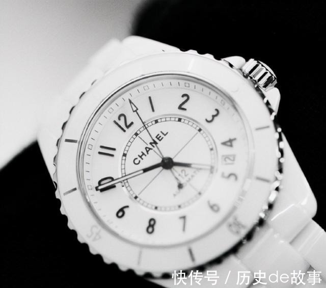 香奈儿 新款香奈儿陶瓷腕表，沿袭优雅依旧！