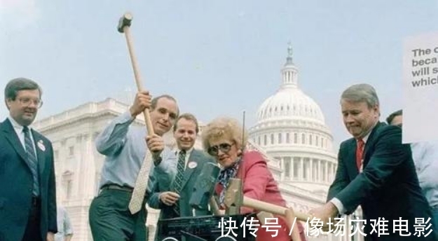 制裁|被美国制裁过的东芝,曾经是多么的强大? 看完你就知道了