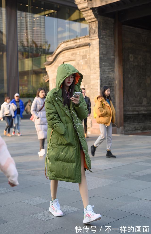 高跟鞋|极富生命力的绿色，解锁一年四季的优雅穿搭，清新治愈首选啦