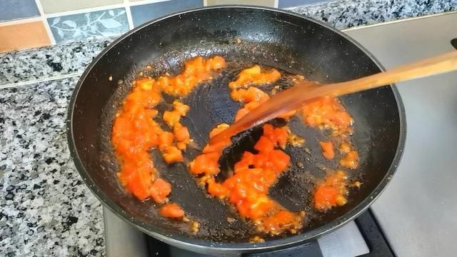 老少|虾仁豆腐蒸鸡蛋，再配上西红柿酱，好吃又营养，老少都爱的下饭菜
