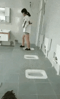 |搞笑GIF：本来想给女友一个惊喜 结果我在医院躺了三个月