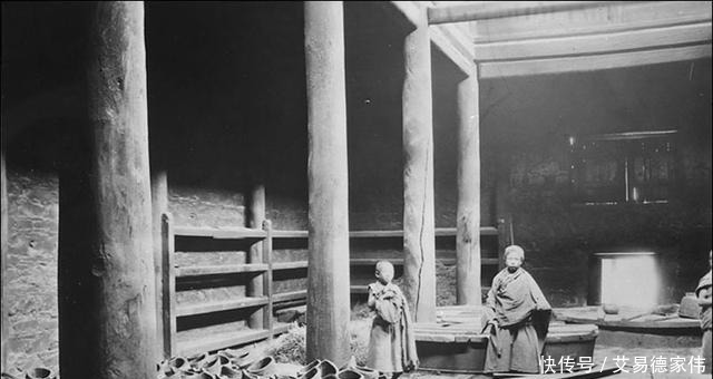 新晋|1925年甘肃夏河拉卜楞寺近照,闻思学院经堂与大厨房景象