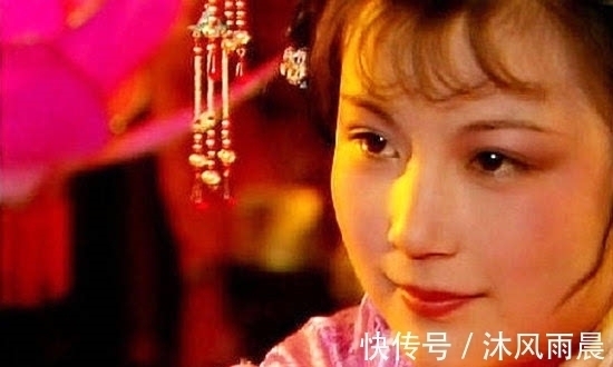 林黛玉!薛宝钗过十五岁生日,史湘云当众取笑林黛玉,其实是别有用心