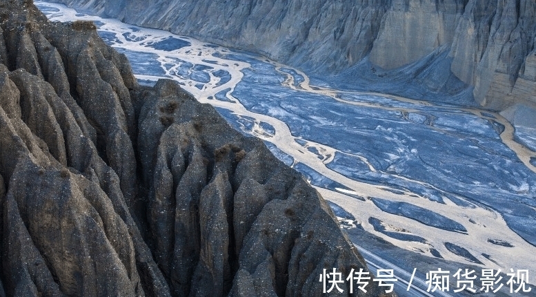 天蝎座|占有欲很强，当对方和异性交流，容易吃醋的星座