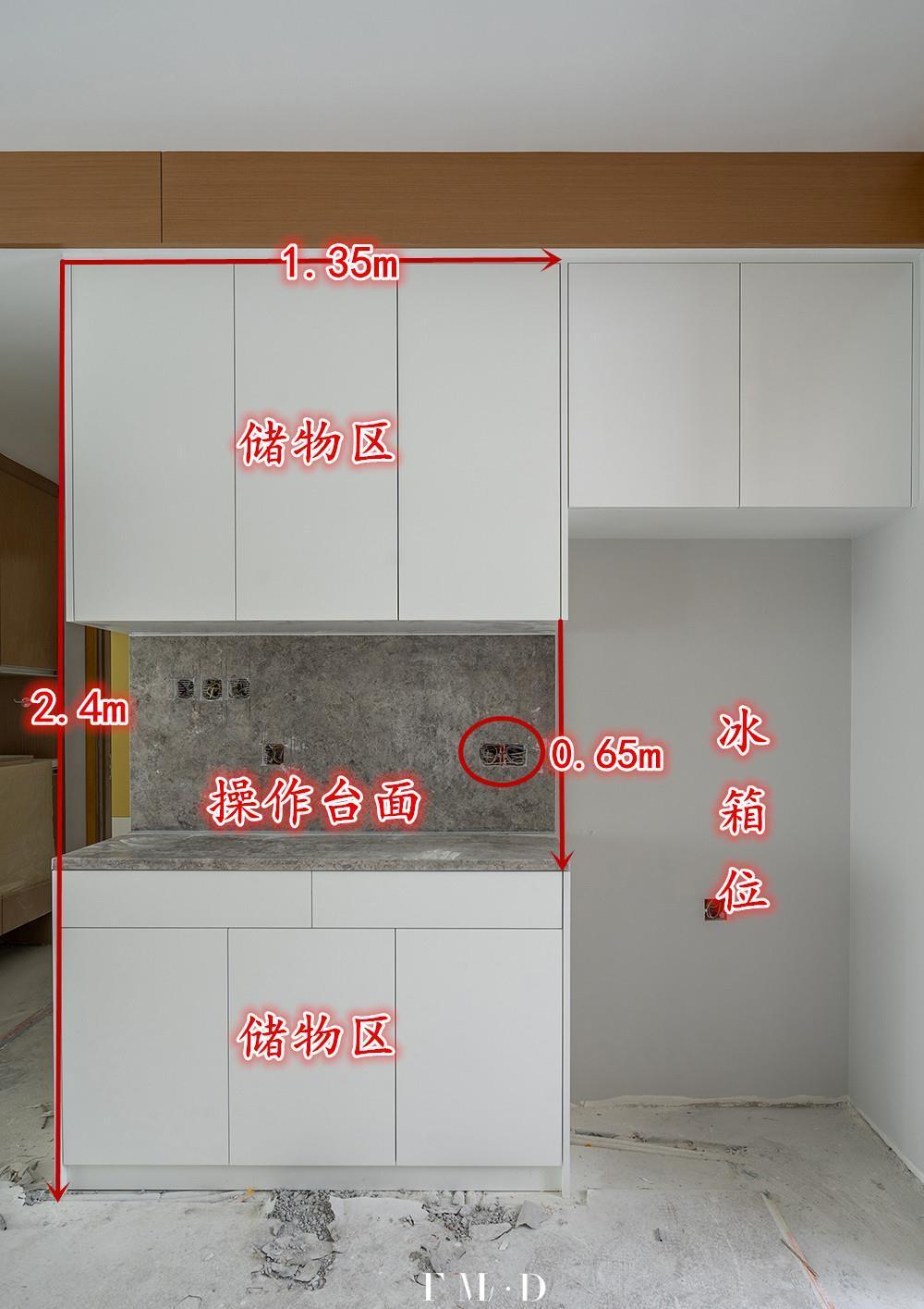 买房|买房装修要有远见,125㎡只改动一处,客厅洋气敞亮,赚个洗衣房