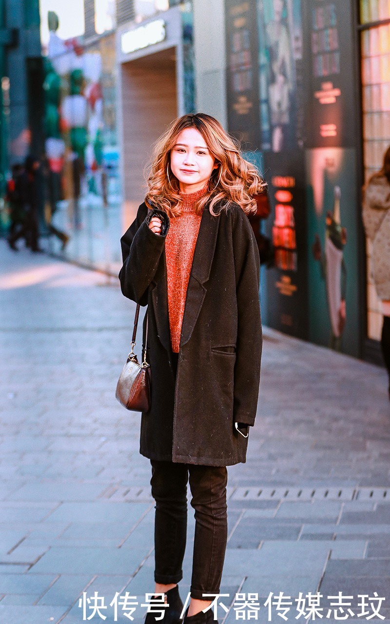 穿搭能够|街拍:时尚其实就像空气一般潜移默化的存在在我们身边