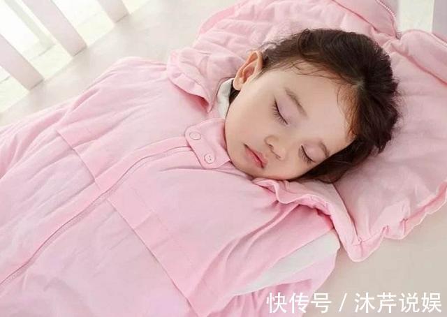 小孙女|你家孩子有“夹腿综合征”吗去医院诊断,老专家打几次就好了